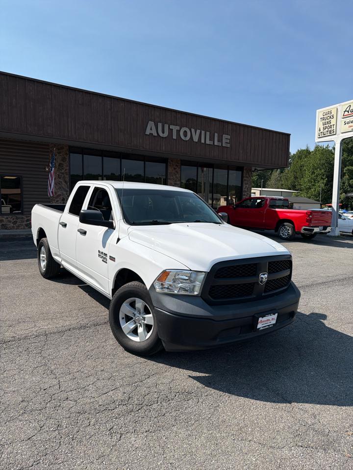 RAM 1500 Classic Tradesman 4x4 Quad Cab 6'4" Box 2019