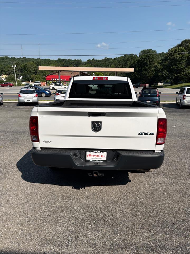 RAM 1500 Classic Tradesman 4x4 Quad Cab 6'4" Box 2019