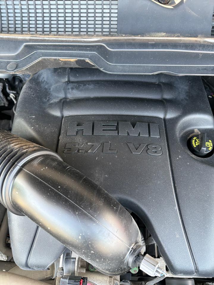 RAM 1500 Classic Tradesman 4x4 Quad Cab 6'4" Box 2019