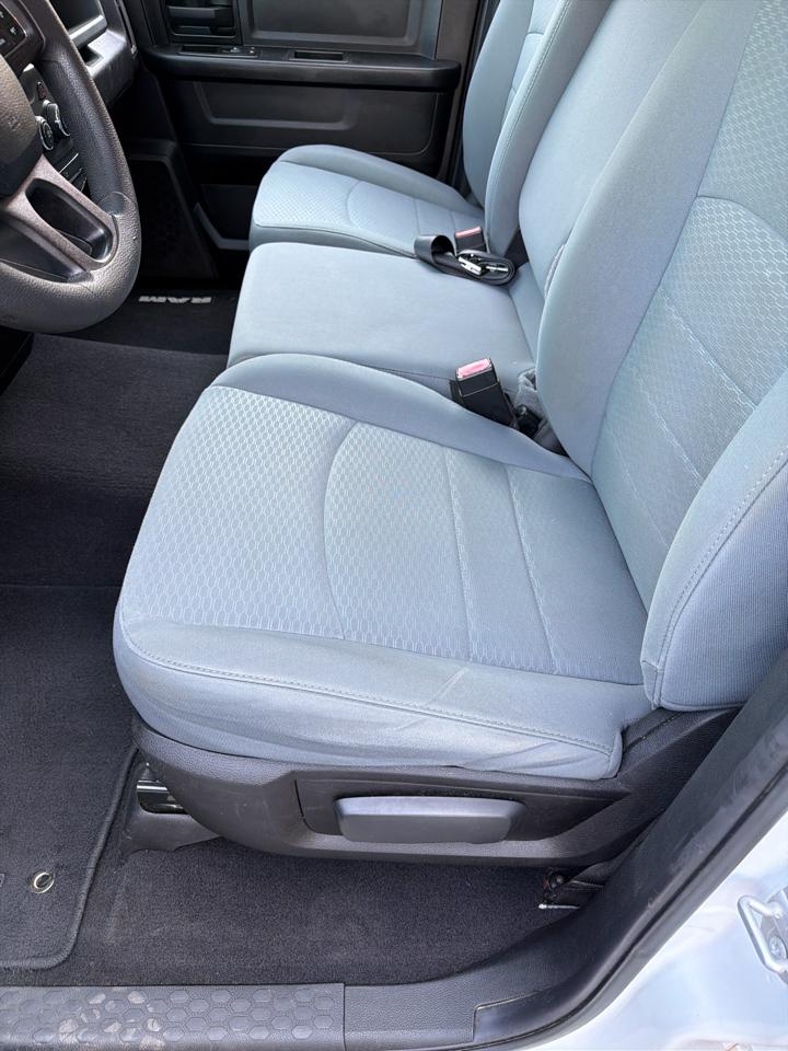 RAM 1500 Classic Tradesman 4x4 Quad Cab 6'4" Box 2019