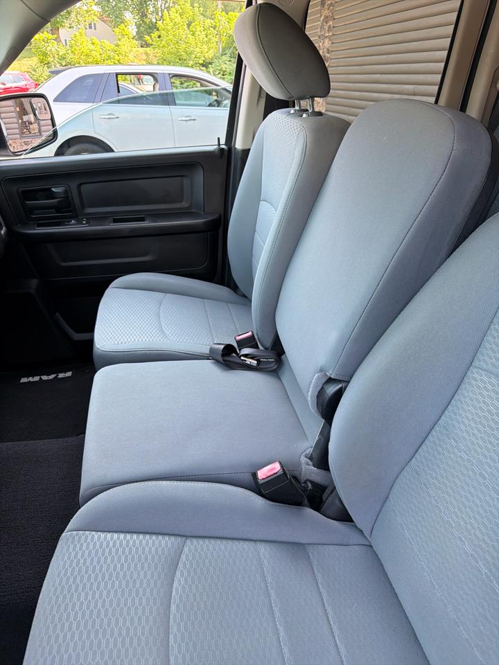 RAM 1500 Classic Tradesman 4x4 Quad Cab 6'4" Box 2019