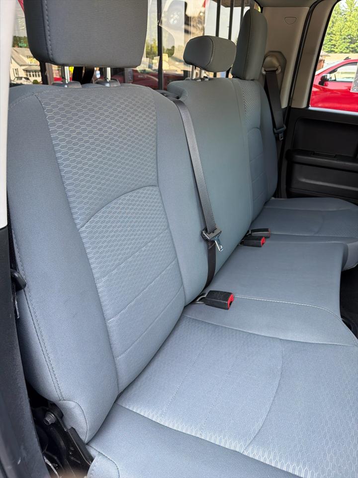 RAM 1500 Classic Tradesman 4x4 Quad Cab 6'4" Box 2019