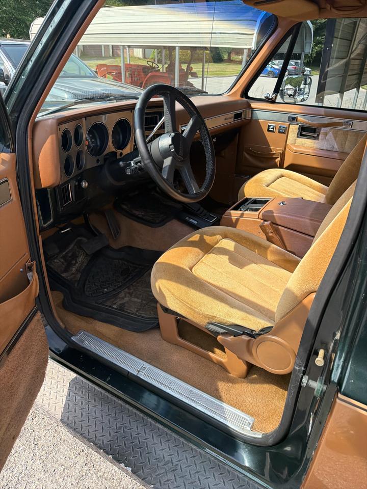 Chevrolet Blazer 2dr 4WD 1989