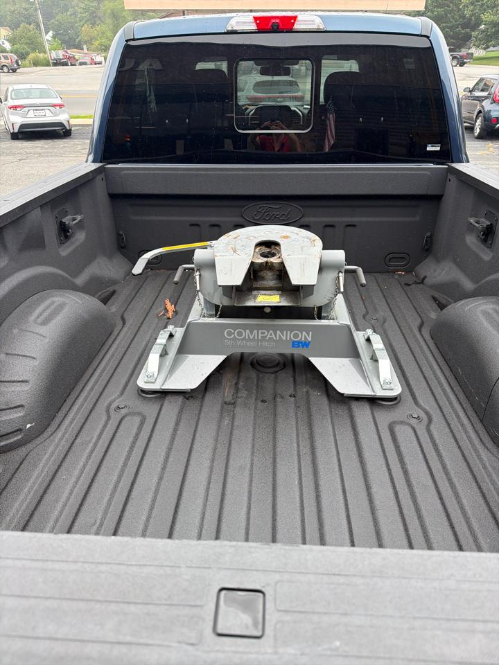 Ford Super Duty F-350 SRW King Ranch 4WD Crew Cab 8' Box 2019