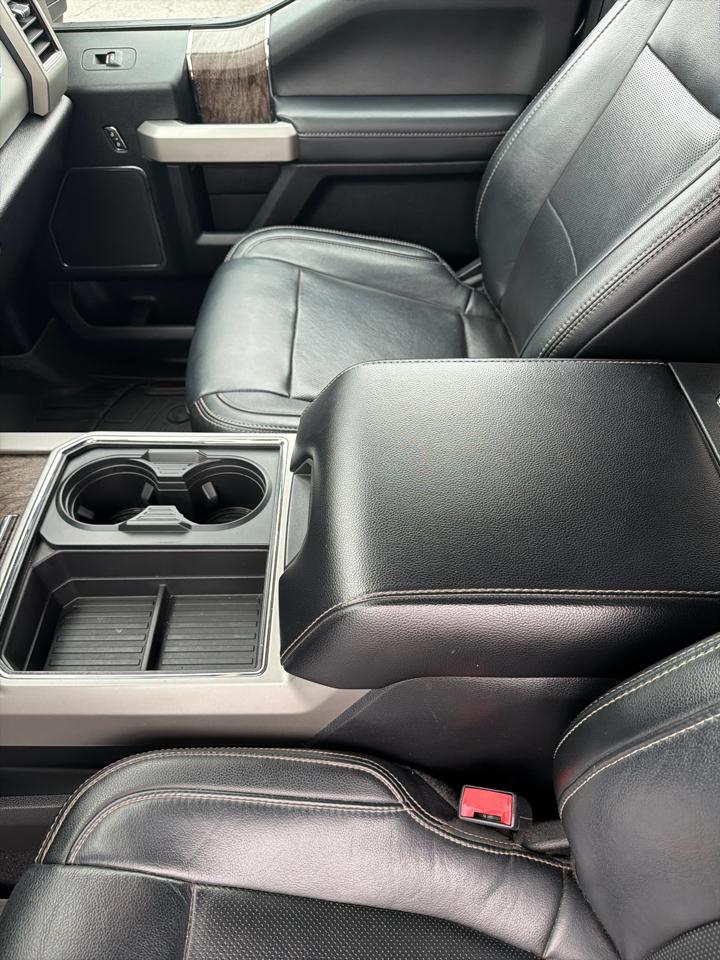 Ford Super Duty F-350 SRW King Ranch 4WD Crew Cab 8' Box 2019