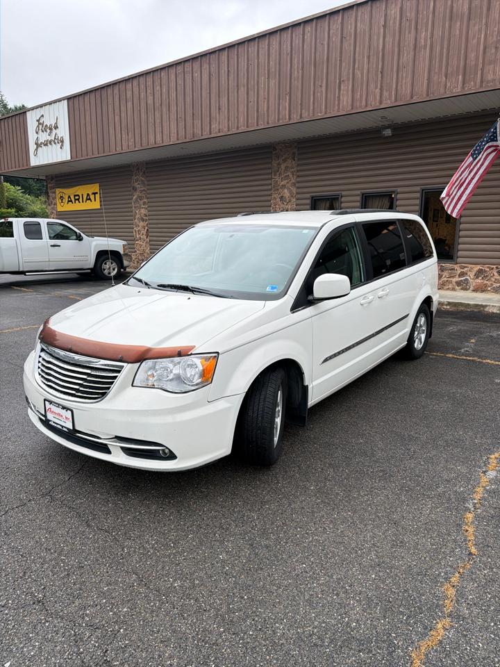 Chrysler Town & Country 4dr Wgn Touring 2011