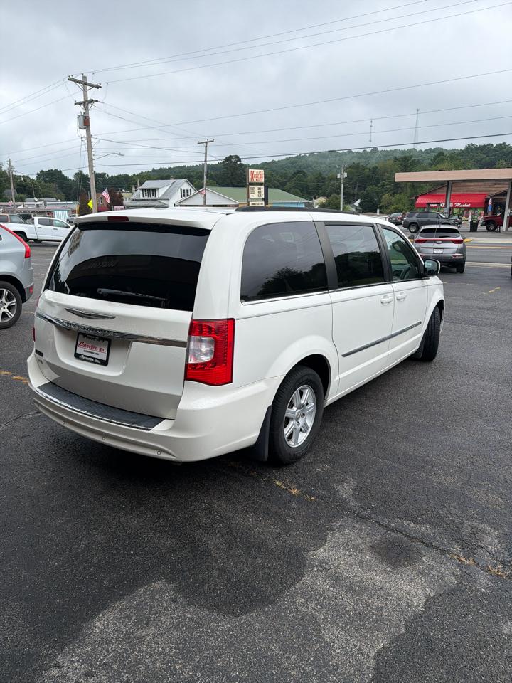 Chrysler Town & Country 4dr Wgn Touring 2011