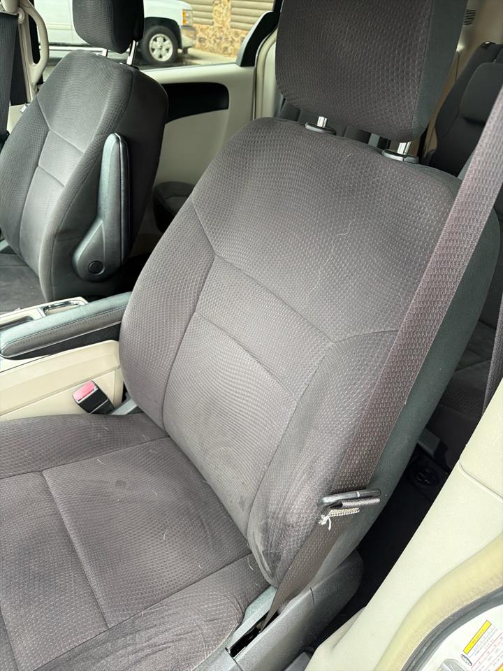 Chrysler Town & Country 4dr Wgn Touring 2011