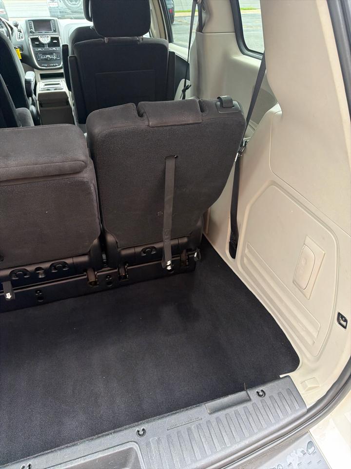 Chrysler Town & Country 4dr Wgn Touring 2011