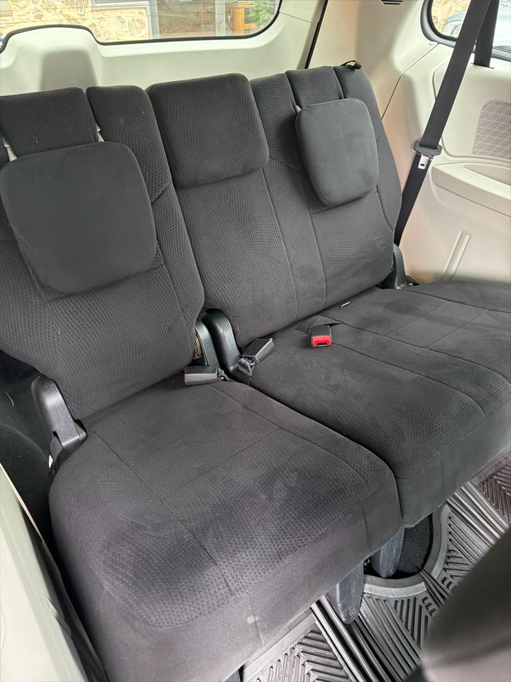 Chrysler Town & Country 4dr Wgn Touring 2011