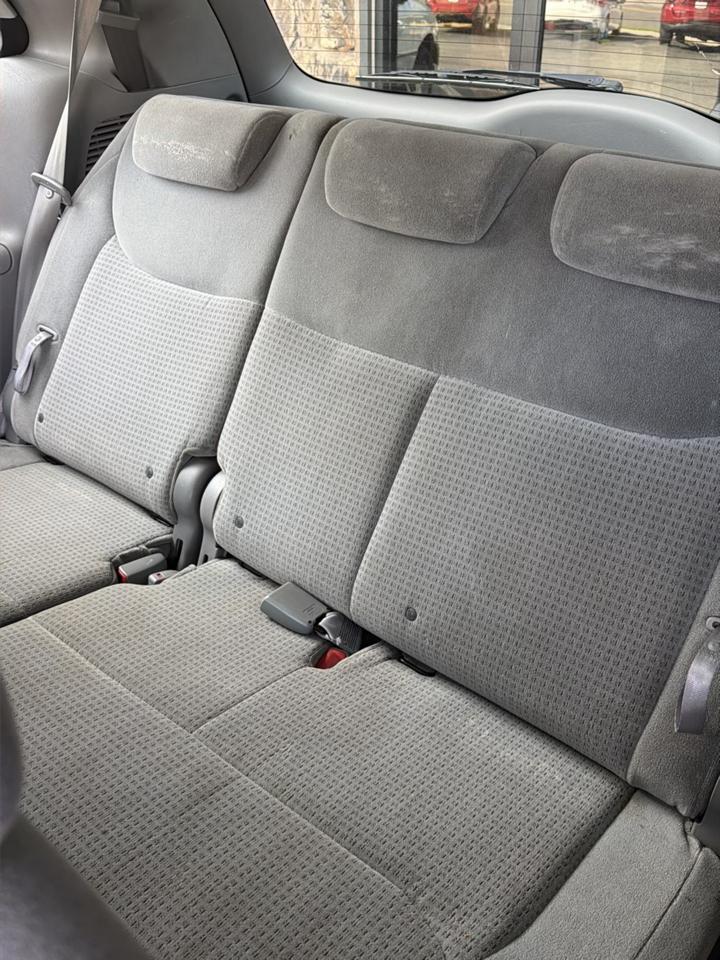 Toyota Sienna 5dr 7-Passenger Van CE FWD (Natl) 2007