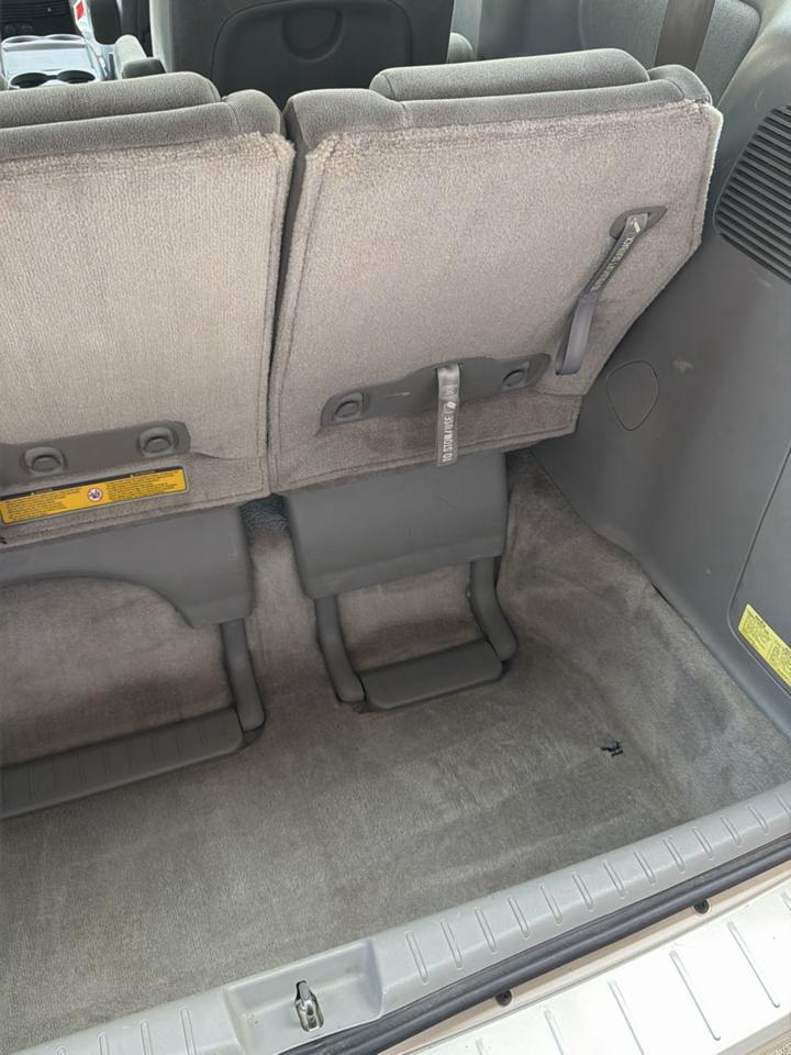 Toyota Sienna 5dr 7-Passenger Van CE FWD (Natl) 2007
