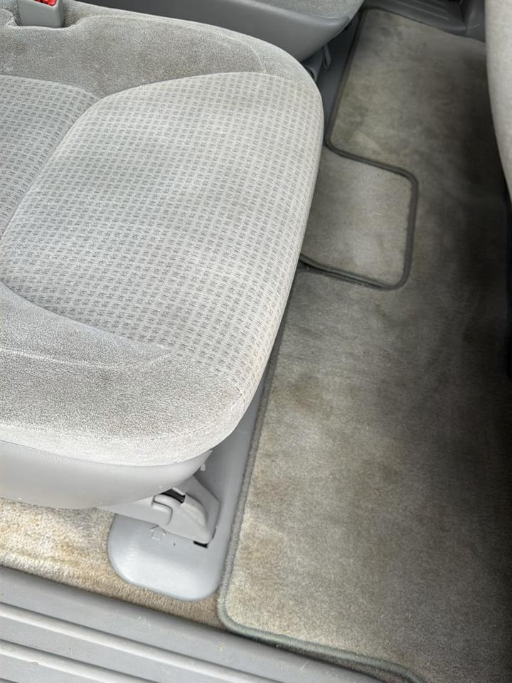 Toyota Sienna 5dr 7-Passenger Van CE FWD (Natl) 2007