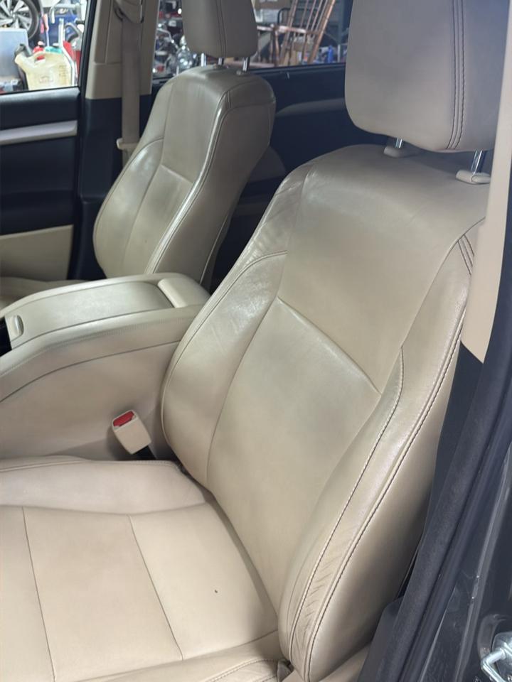 Toyota Highlander AWD 4dr V6 XLE (Natl) 2015