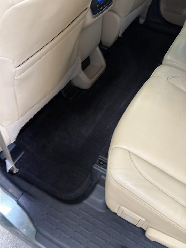 Toyota Highlander AWD 4dr V6 XLE (Natl) 2015