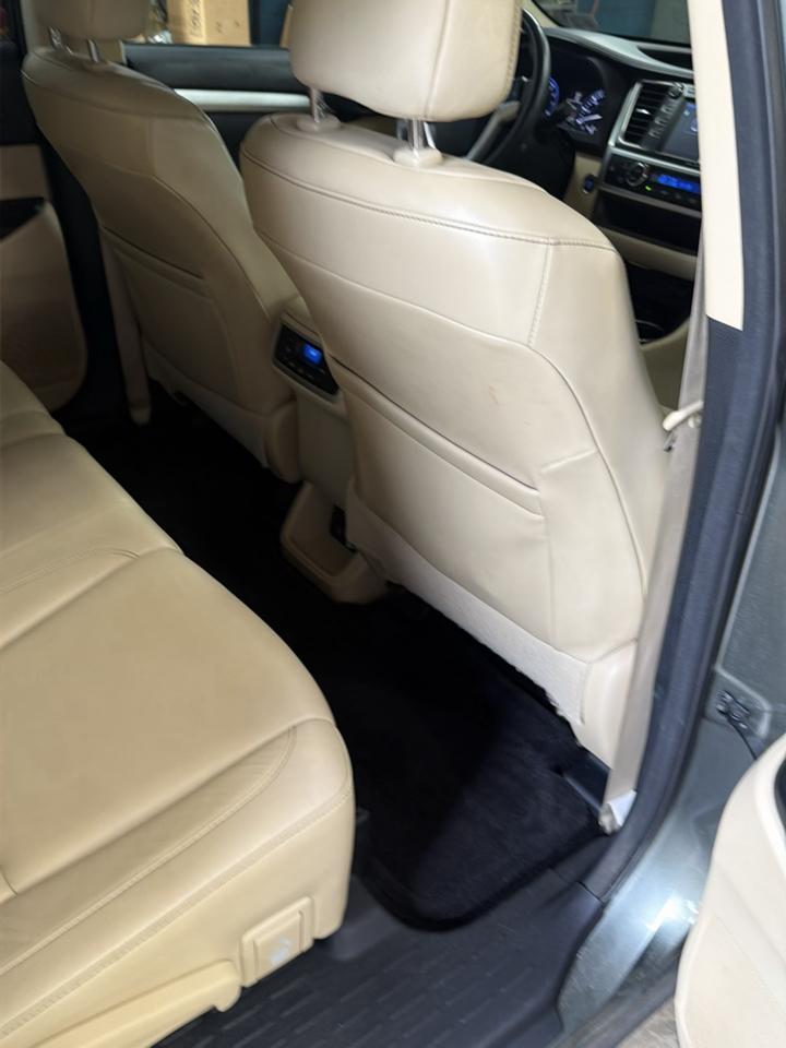 Toyota Highlander AWD 4dr V6 XLE (Natl) 2015