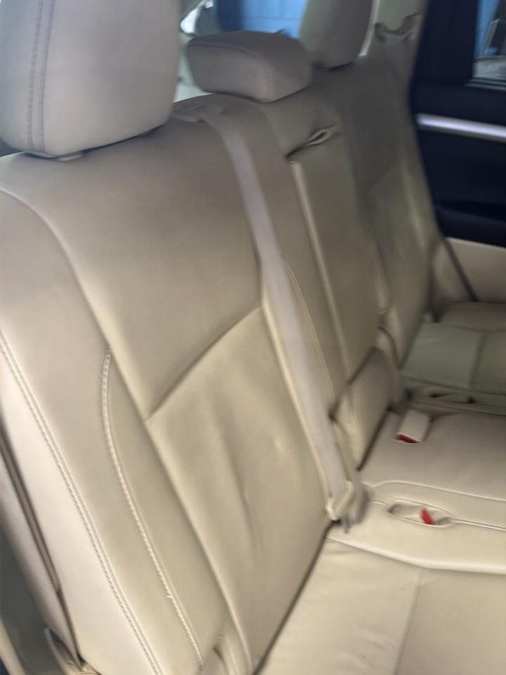 Toyota Highlander AWD 4dr V6 XLE (Natl) 2015