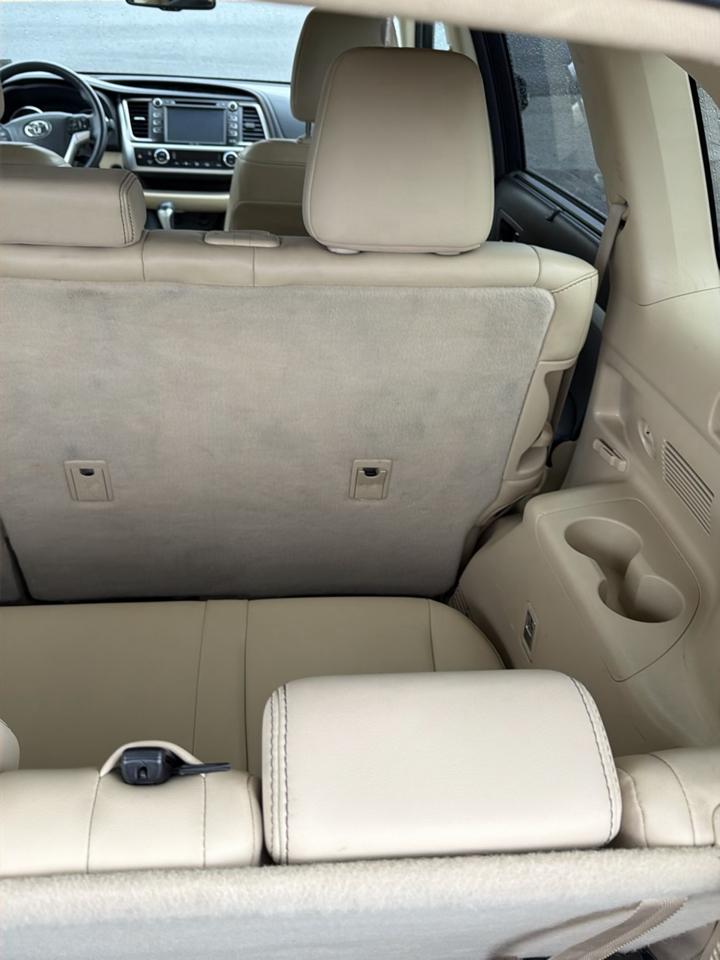 Toyota Highlander AWD 4dr V6 XLE (Natl) 2015