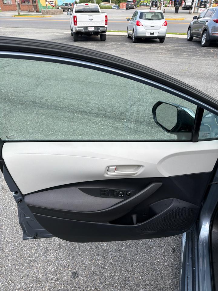 Toyota Corolla LE CVT (Natl) 2025