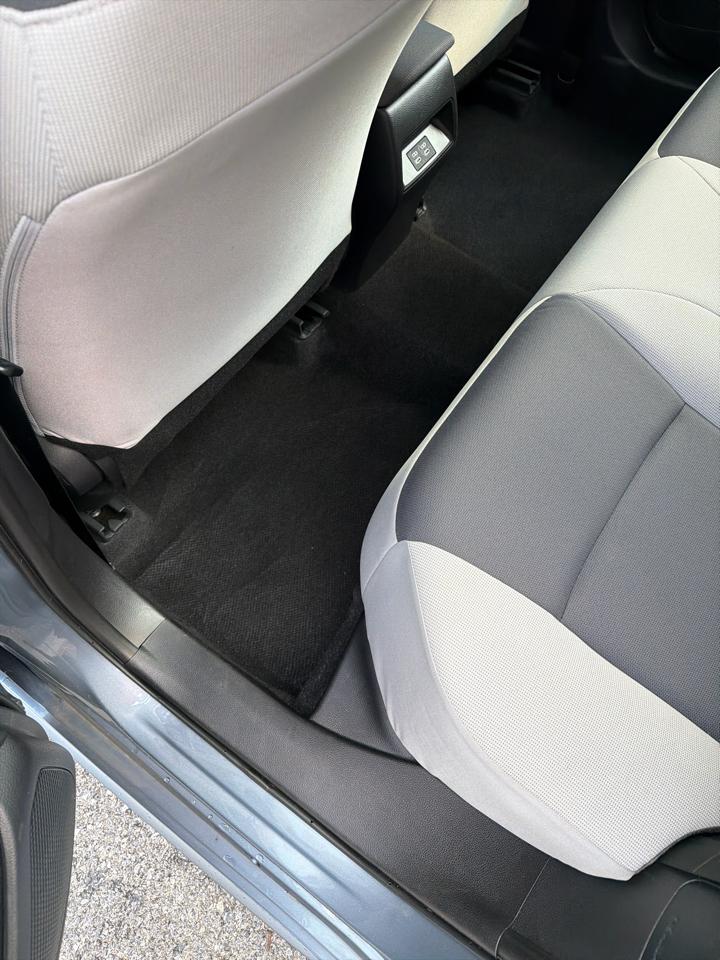 Toyota Corolla LE CVT (Natl) 2025