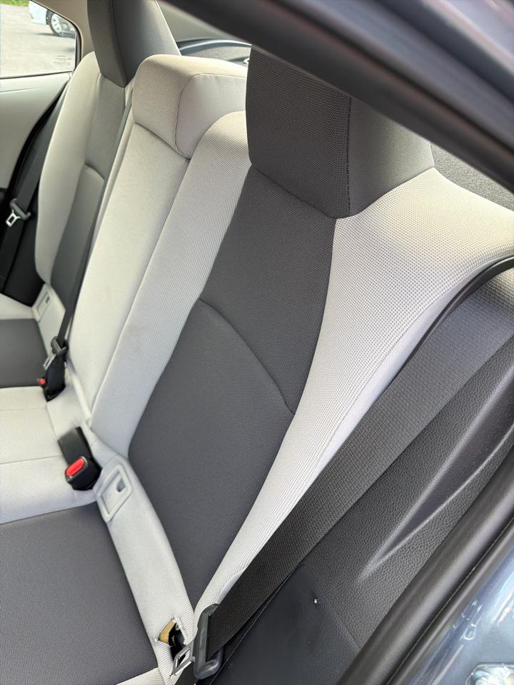 Toyota Corolla LE CVT (Natl) 2025