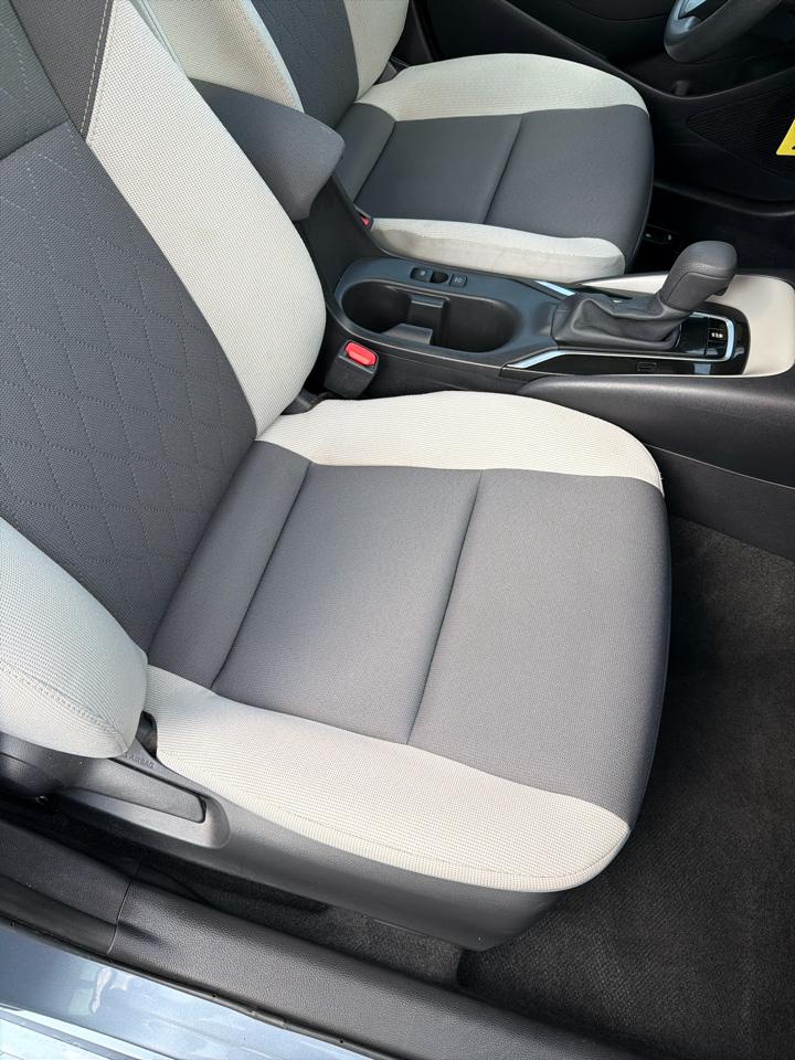 Toyota Corolla LE CVT (Natl) 2025