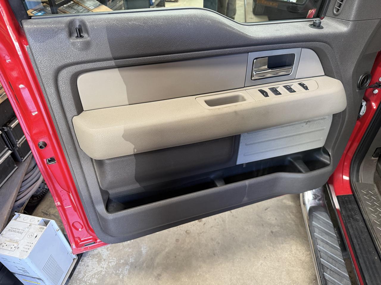 Ford F-150 4WD SuperCab 145" Lariat 2010