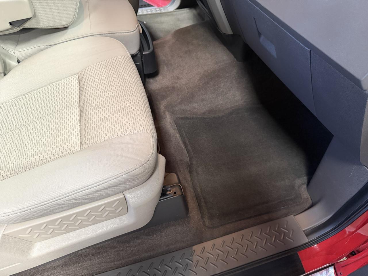 Ford F-150 4WD SuperCab 145" Lariat 2010
