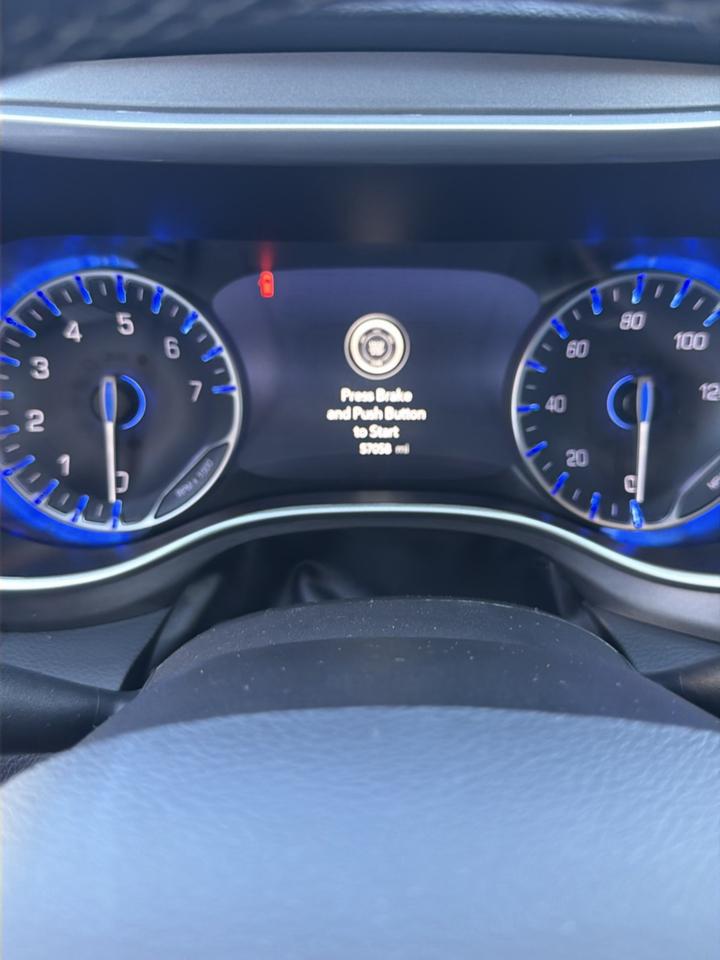 Chrysler Pacifica Touring L FWD 2024