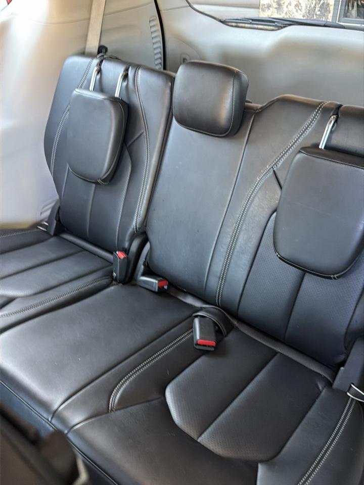 Chrysler Pacifica Touring L FWD 2024