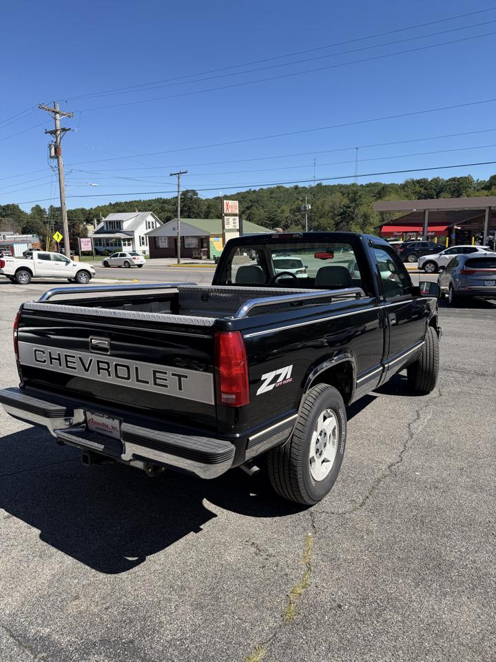 Chevrolet C/K 1500 Reg Cab Sportside 117.5" WB 4WD 1997