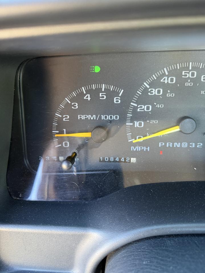 Chevrolet C/K 1500 Reg Cab Sportside 117.5" WB 4WD 1997