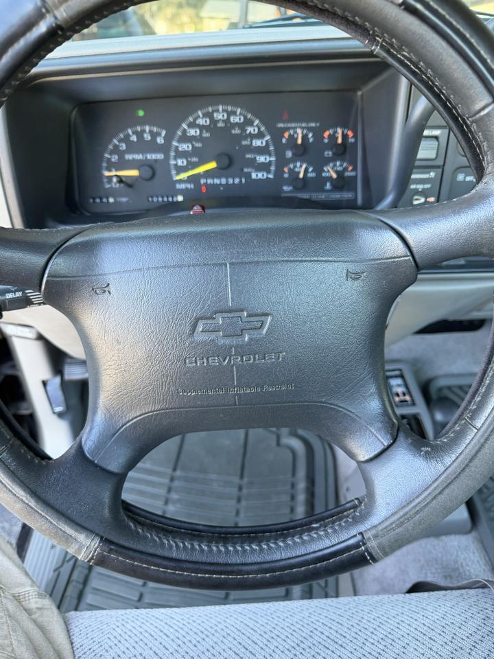 Chevrolet C/K 1500 Reg Cab Sportside 117.5" WB 4WD 1997