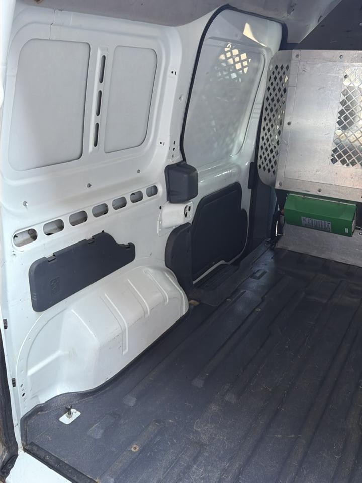 Ford Transit Connect 114.6" XLT w/o side or rear door glass 2012