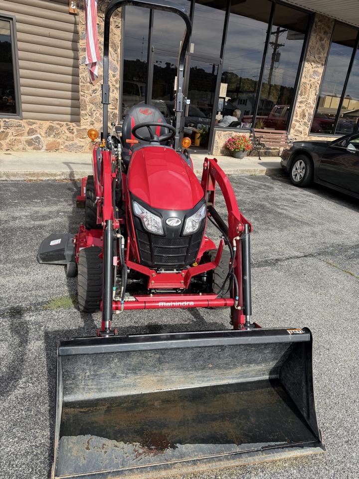 Mahindra EMax 20s  2021