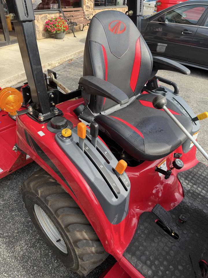 Mahindra EMax 20s  2021