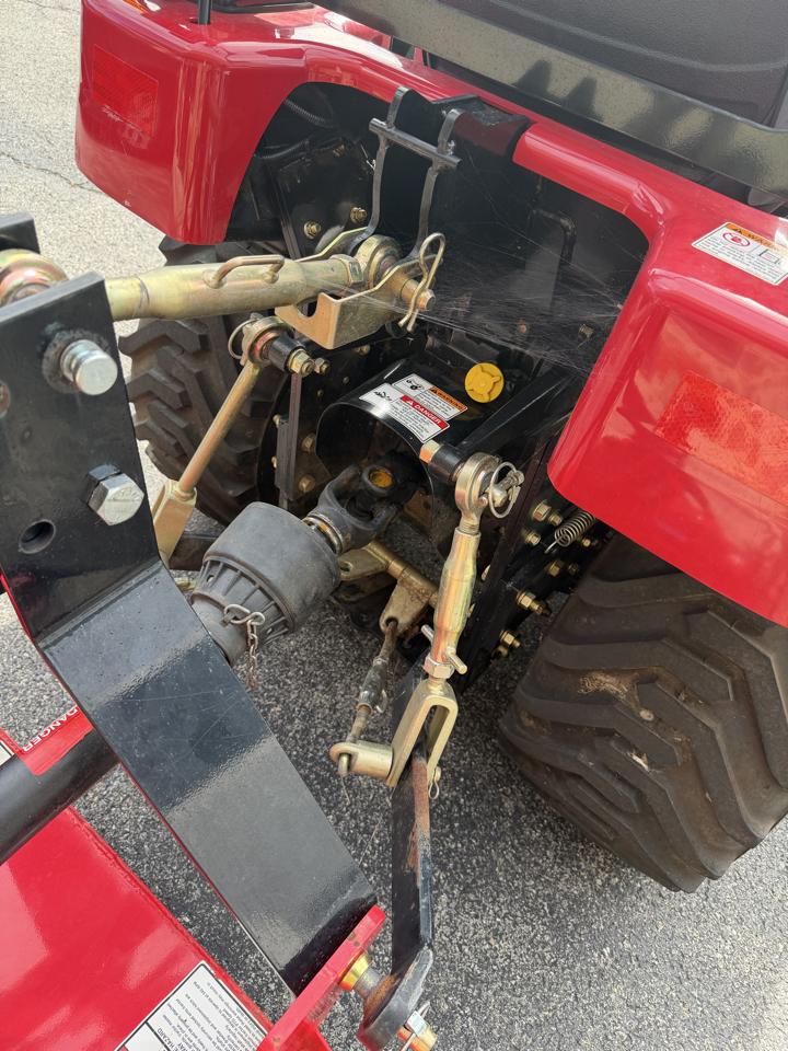 Mahindra EMax 20s  2021