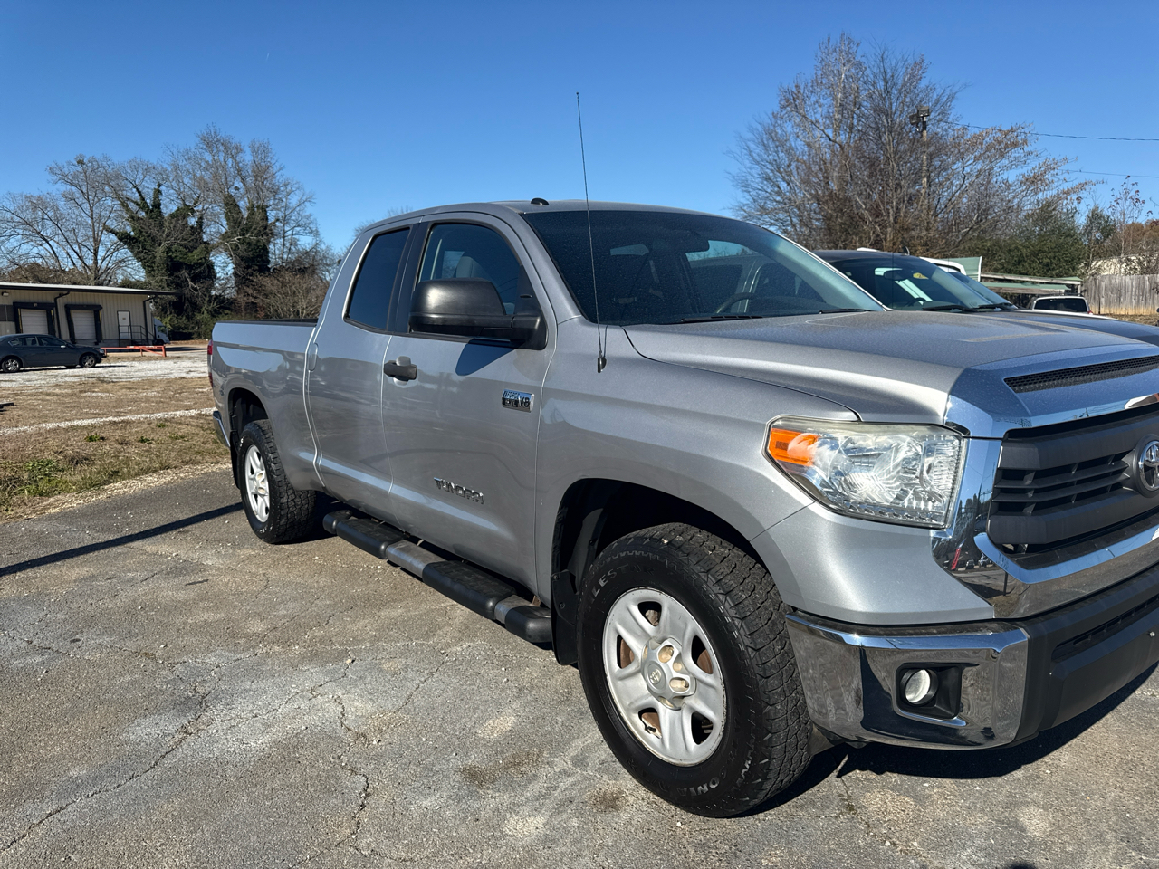 Toyota Tundra SR5 5.7L V8 Double Cab 4WD 2014