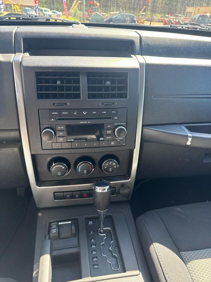 Jeep Liberty Sport 4WD 2009