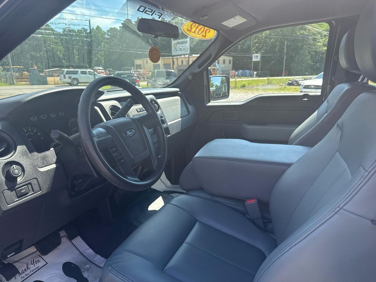 Ford F-150 XL SuperCab 8-ft. Bed 2WD 2012