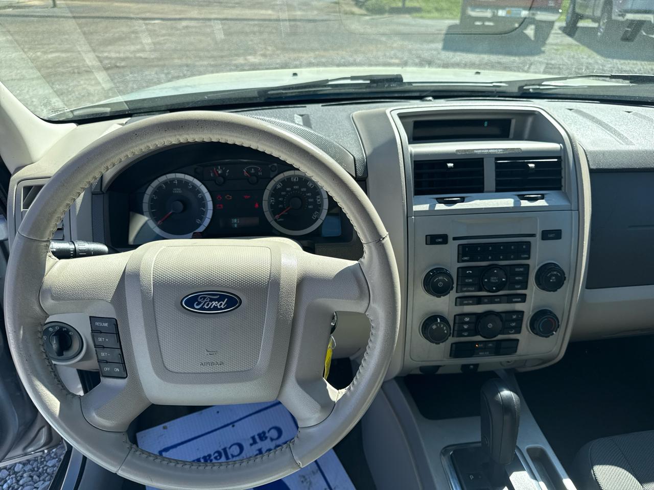 Ford Escape XLT 4WD V6 2009