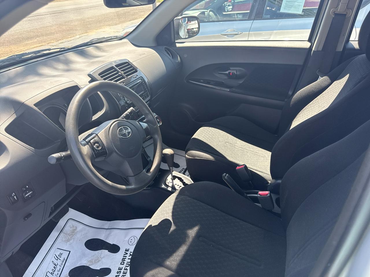 Scion xD 5-Door 2009