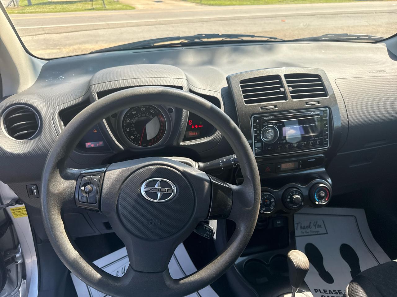 Scion xD 5-Door 2009