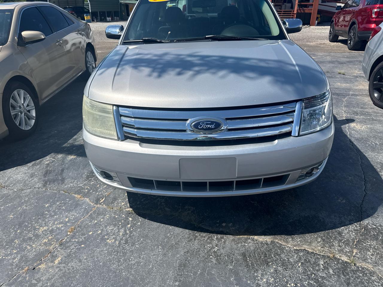 Ford Taurus Limited FWD 2009