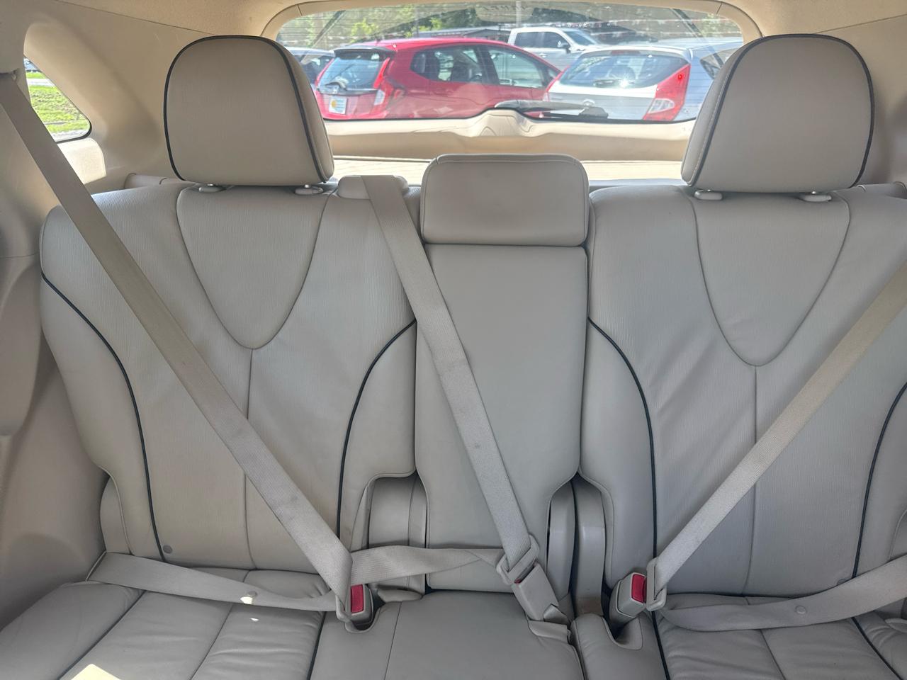 Toyota Venza FWD I4 2011