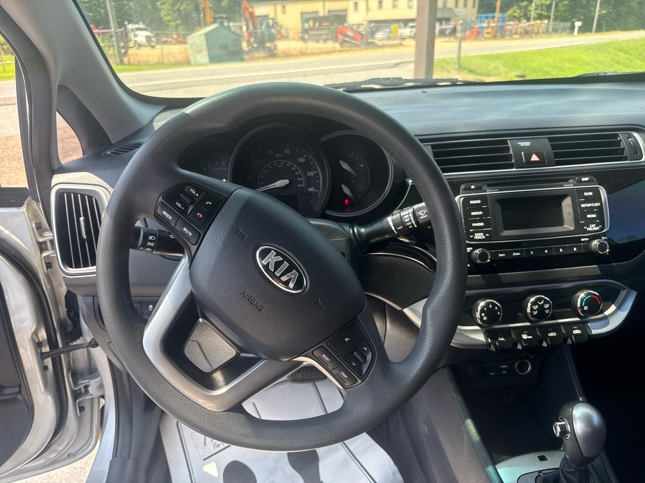 Kia Rio LX 6A 2017