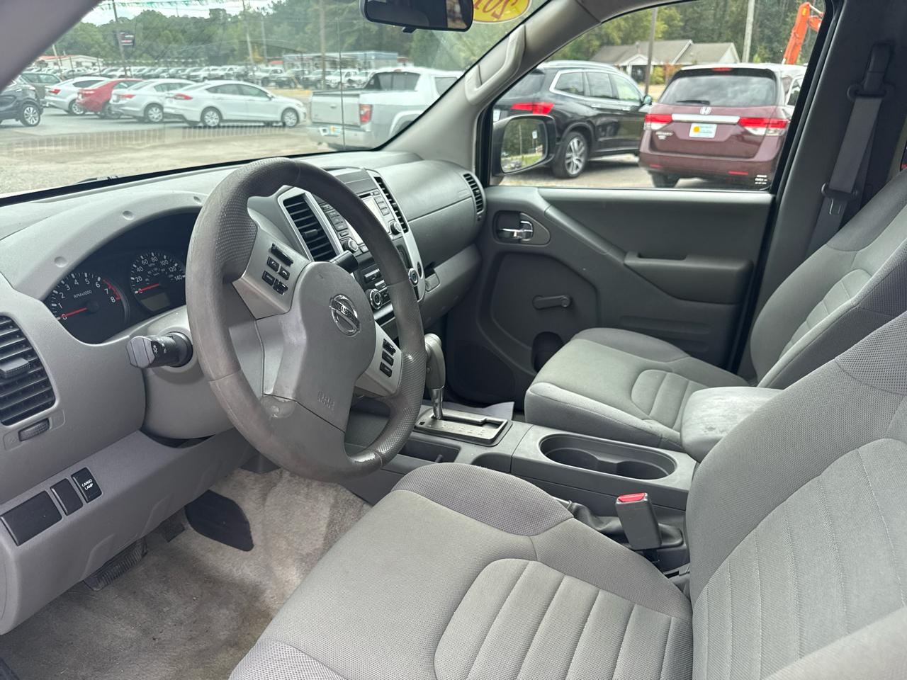 Nissan Frontier S King Cab I4 5AT 2WD 2018