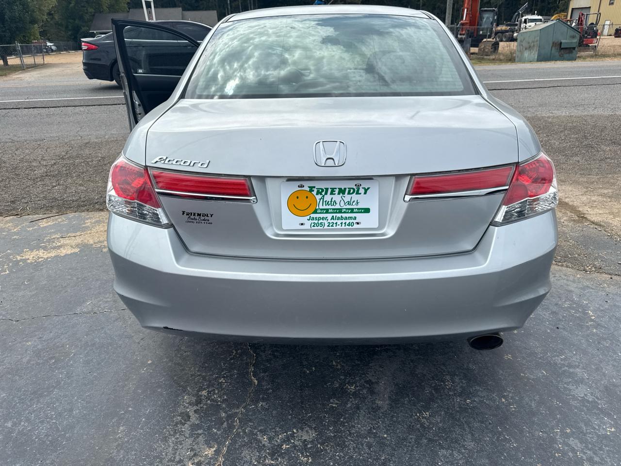 Honda Accord LX sedan AT 2011