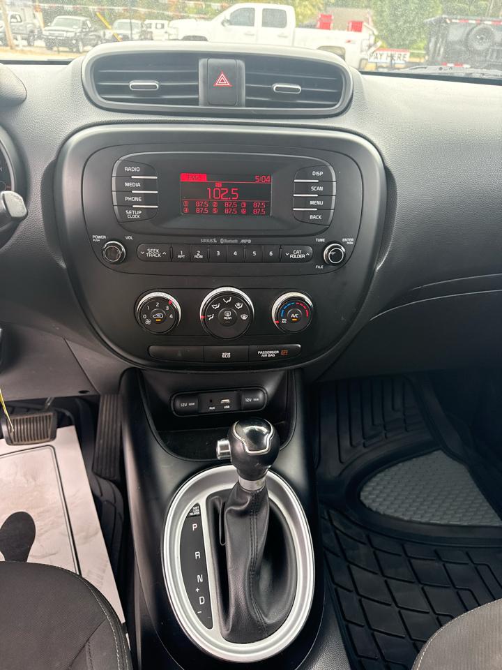 Kia Soul Base 6A 2016