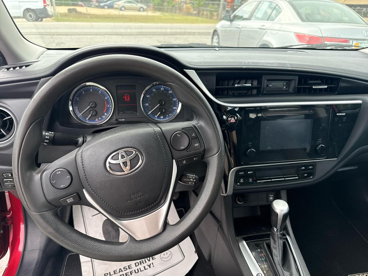 Toyota Corolla L CVT 2017